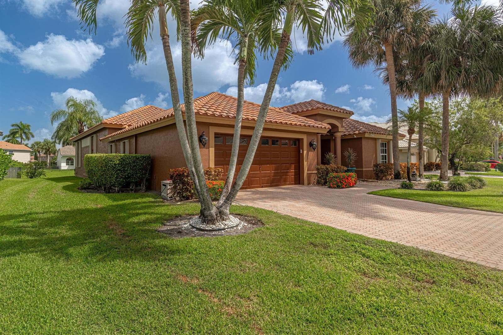 10599 SAINT THOMAS Drive, Boca Raton, FL 33498 photo 5