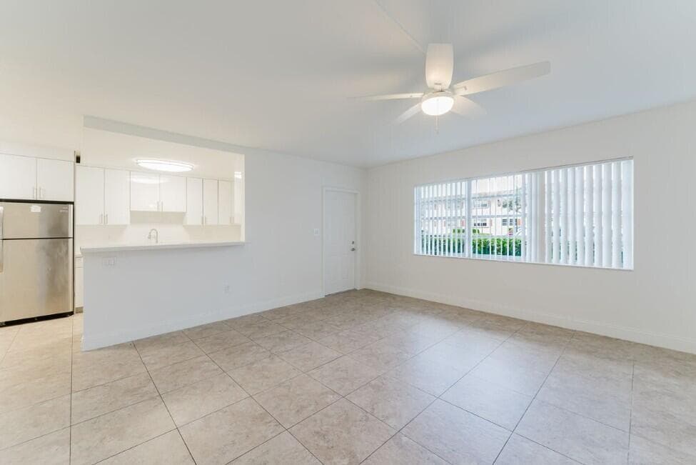 601 SW 2ND Avenue # 5, Boca Raton, FL 33432 photo 3