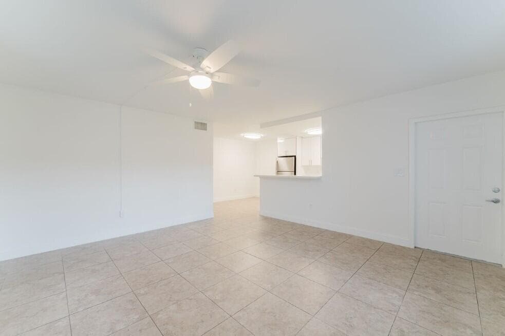 601 SW 2ND Avenue # 5, Boca Raton, FL 33432 photo 4