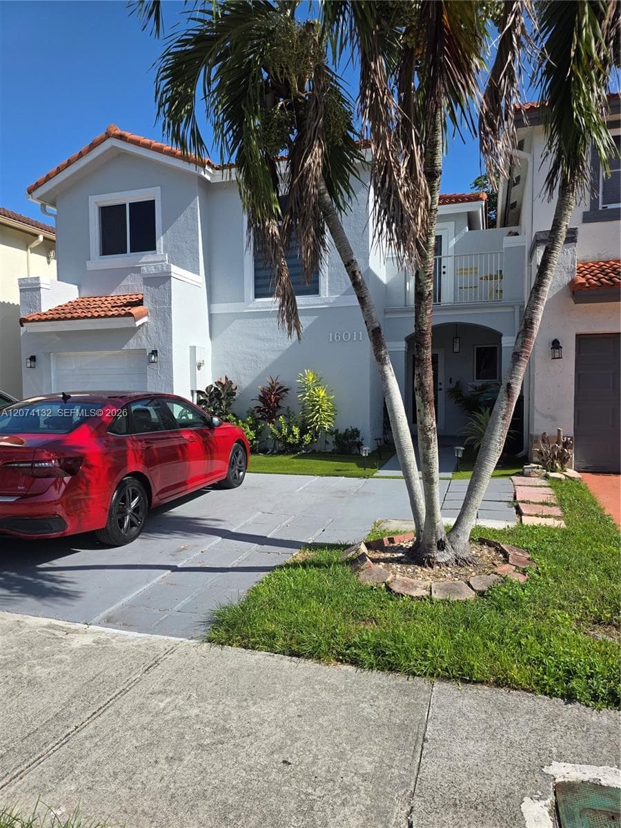 16011 SW 87th Ter, Miami, FL 33193 photo 2