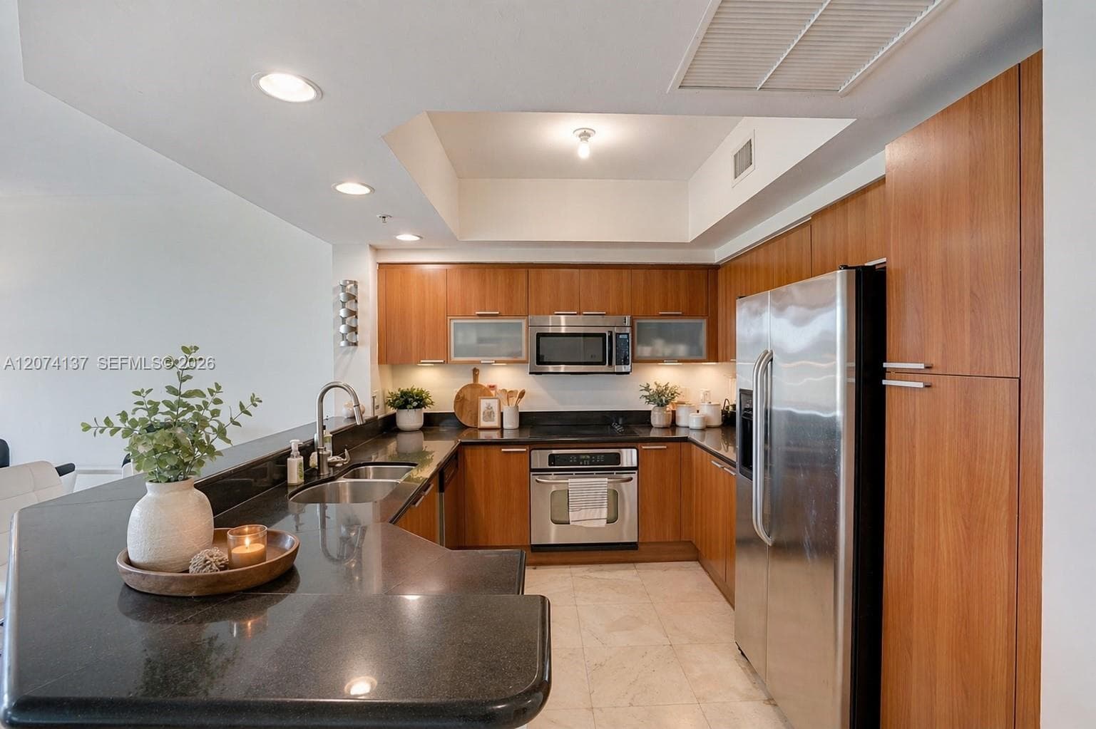 15051 Royal Oaks Ln # 503, North Miami, FL 33181 photo 4