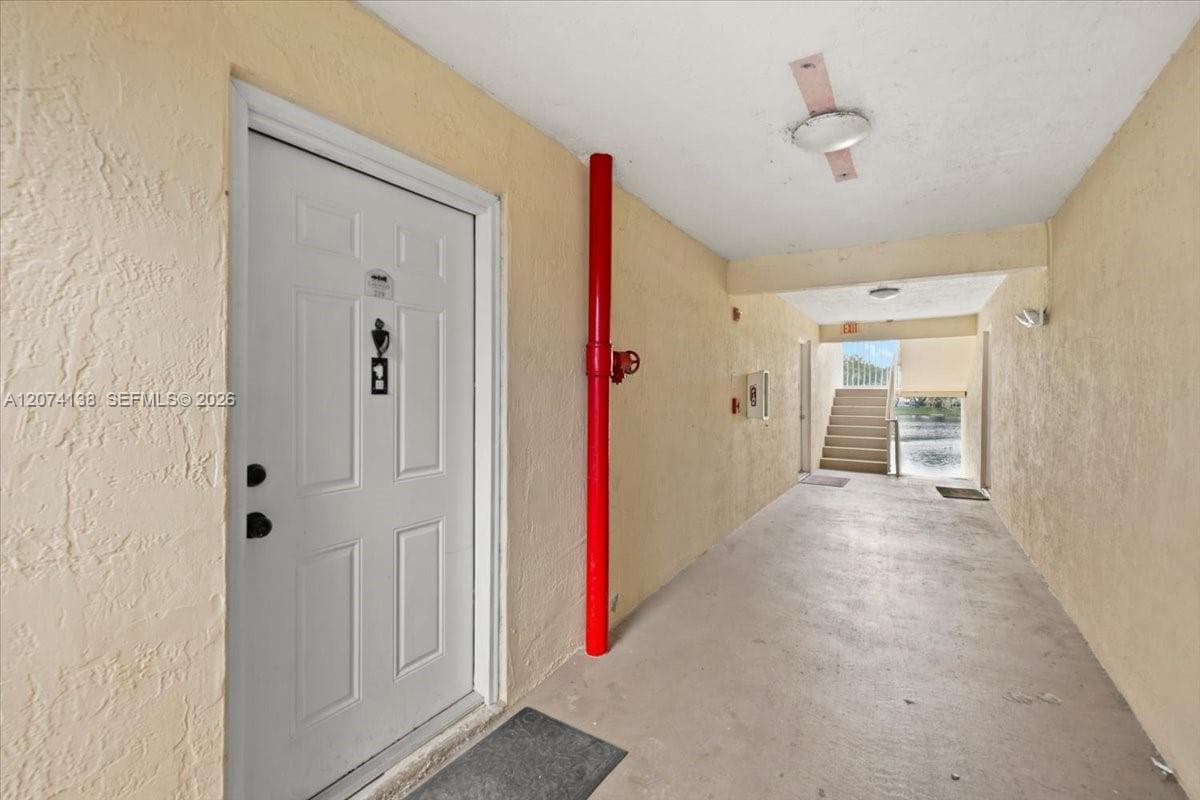 3610 N 56th Ave # 219, Hollywood, FL 33021 photo 4