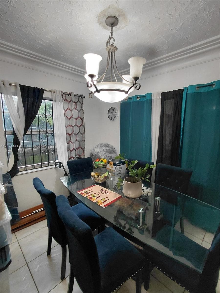 1530 NW 68th Ter, Miami, FL 33147 photo 5