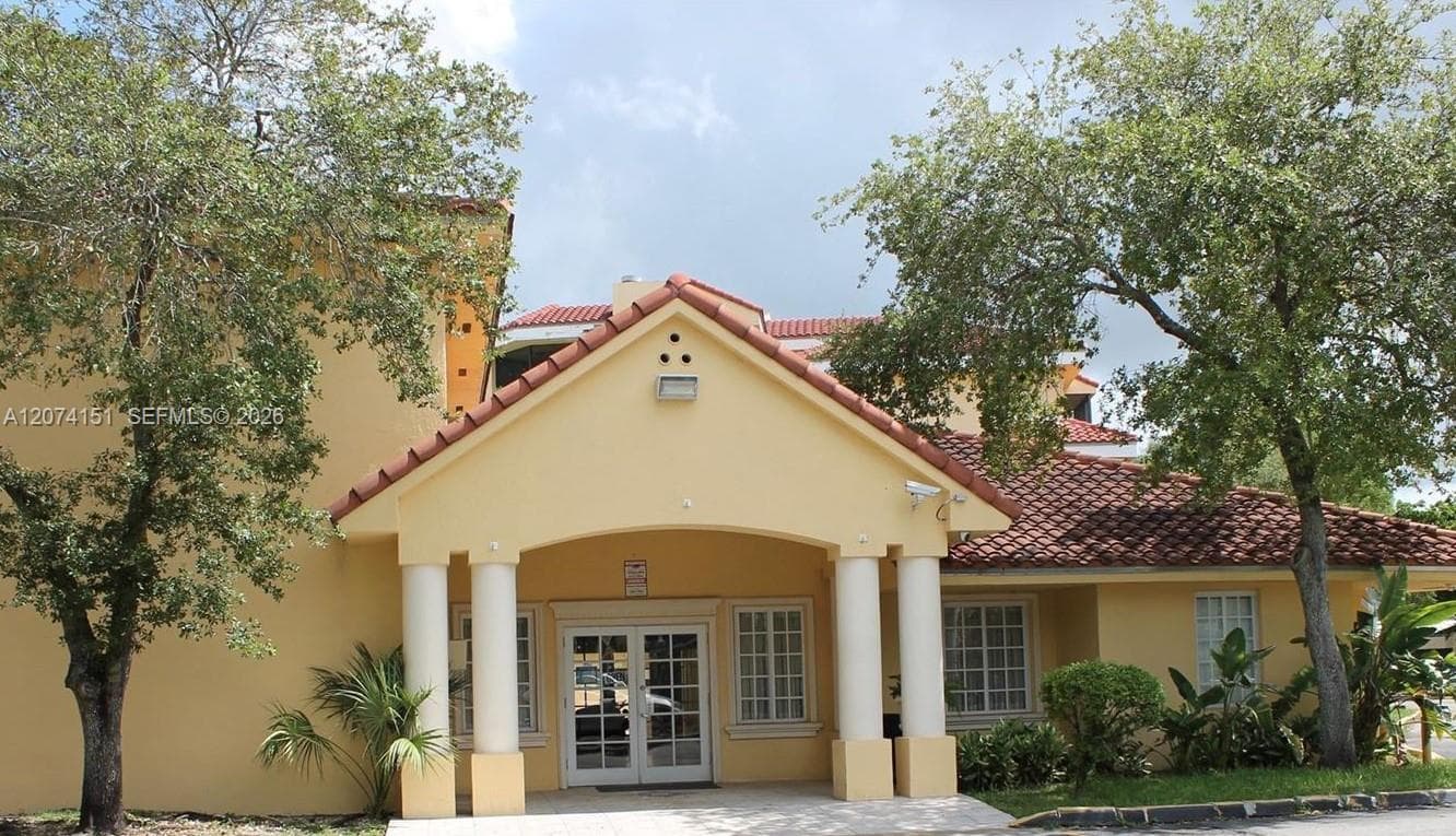 8365 SW 152nd Ave # C-303, Miami, FL 33193 photo 4