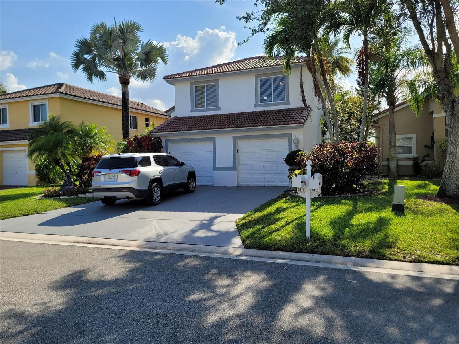 8117 Pelican Harbour Drive, Lake Worth, FL 33467 photo 2