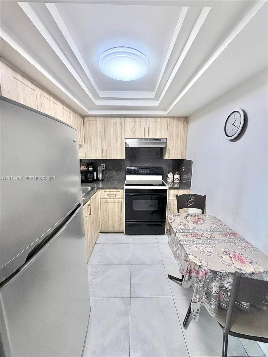 11780 SW 18th St # 226-2, Miami, FL 33175 photo 5