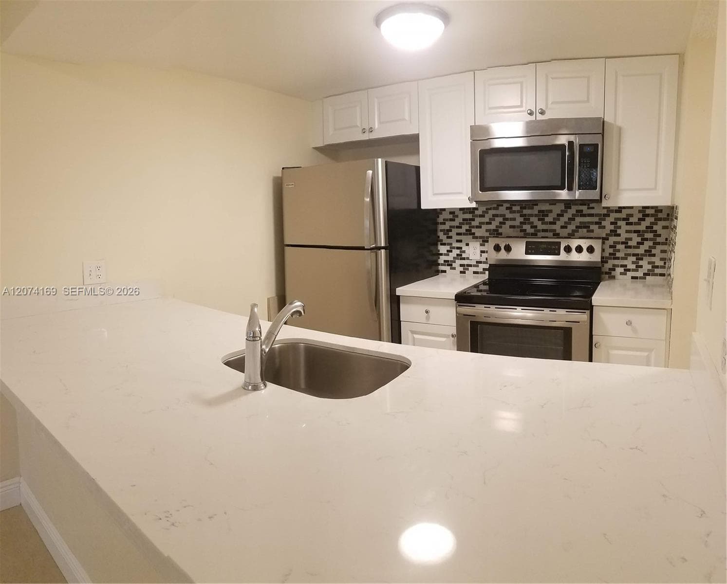 8100 Geneva Ct # 438, Doral, FL 33166 photo 2
