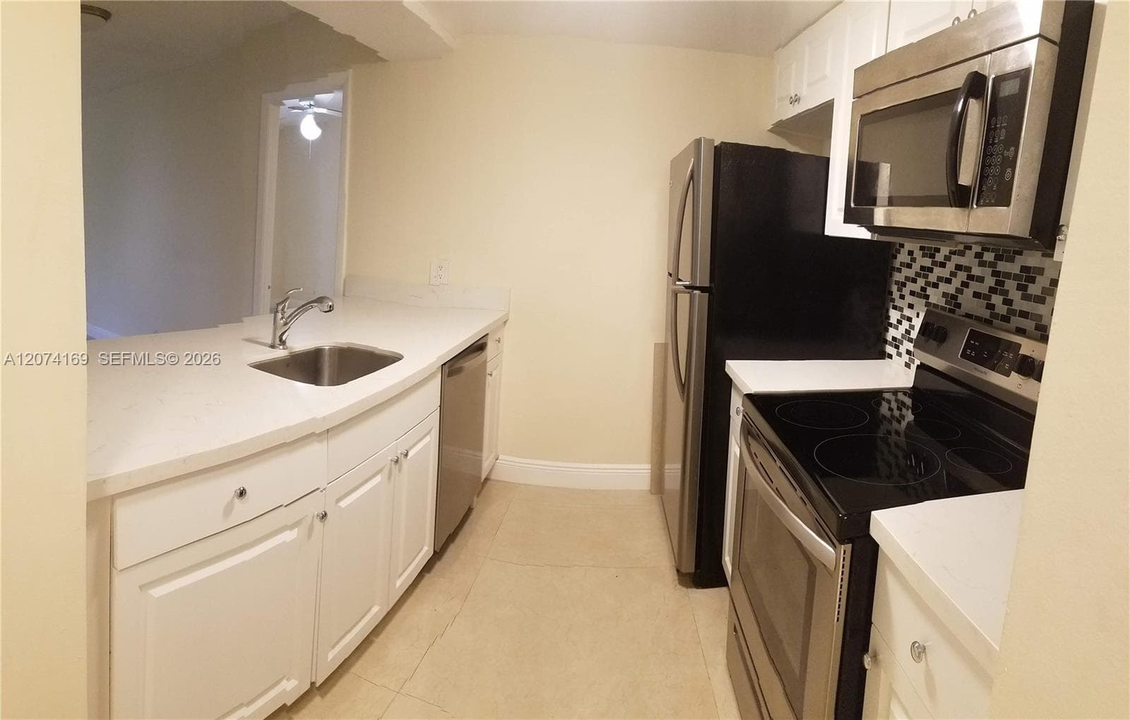 8100 Geneva Ct # 438, Doral, FL 33166