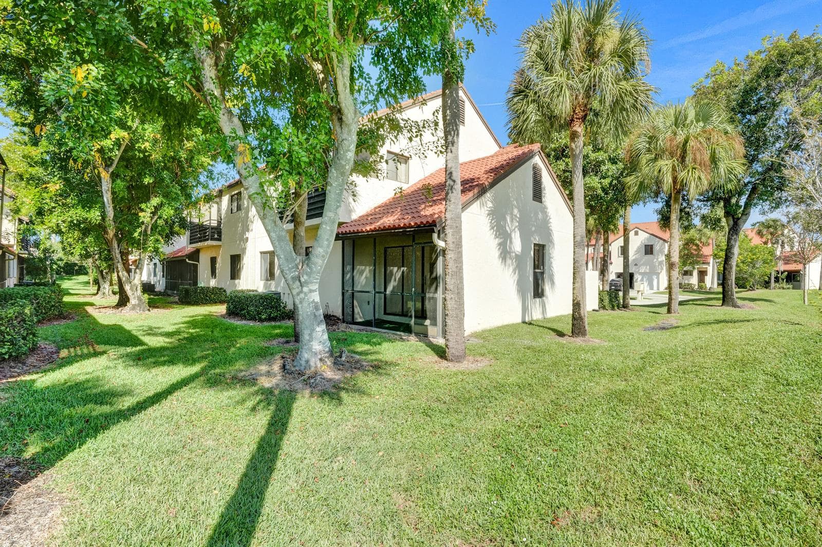 12 VIA DE CASAS SUR # 101, Boynton Beach, FL 33426 photo 2