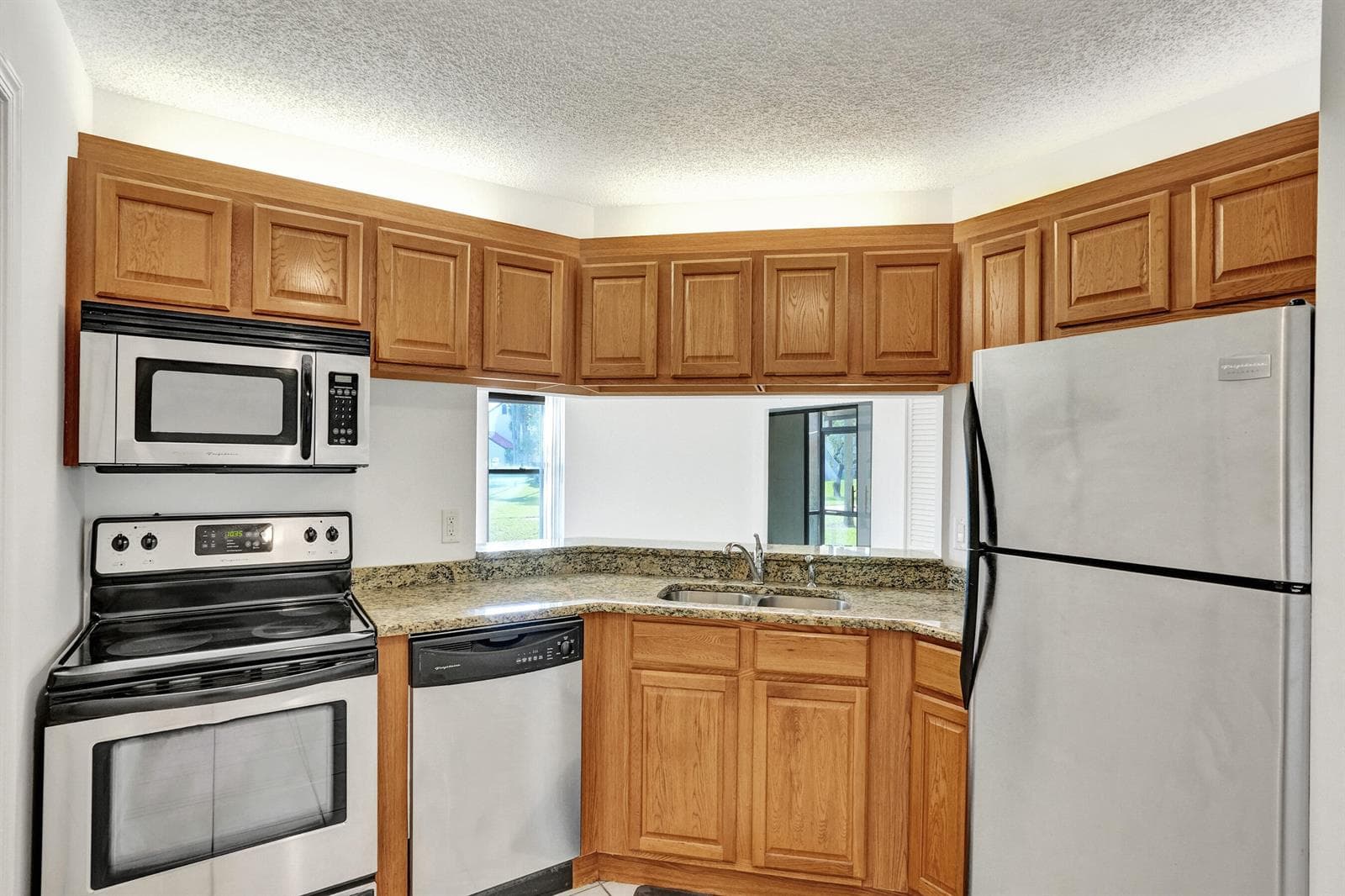 12 VIA DE CASAS SUR # 101, Boynton Beach, FL 33426 photo 4