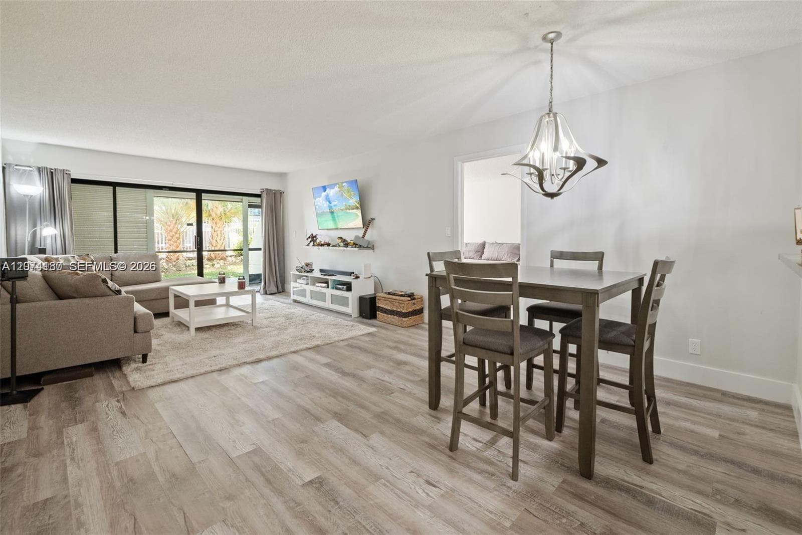 301 Racquet Club Rd # 104, Weston, FL 33326