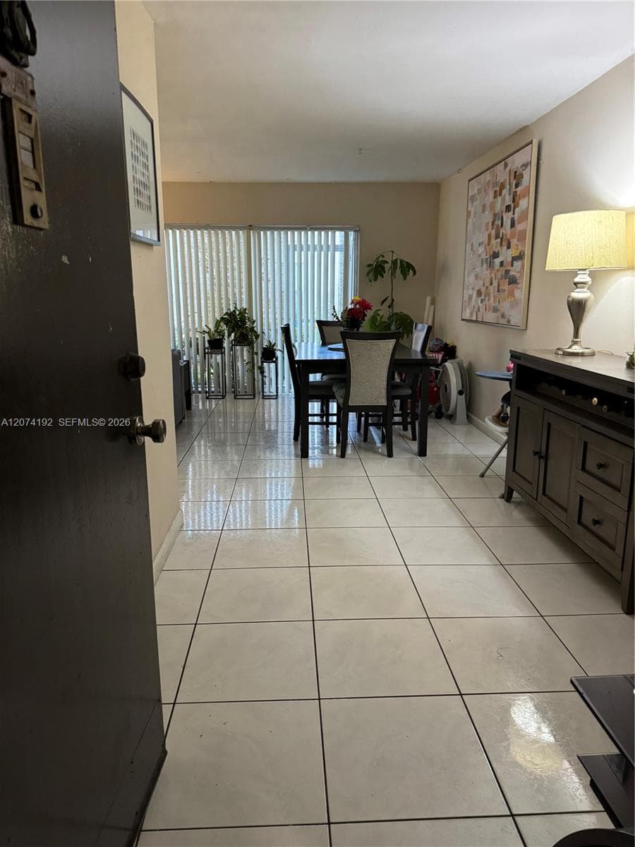 10395 N Kendall Dr # V1, Miami, FL 33176 photo 3