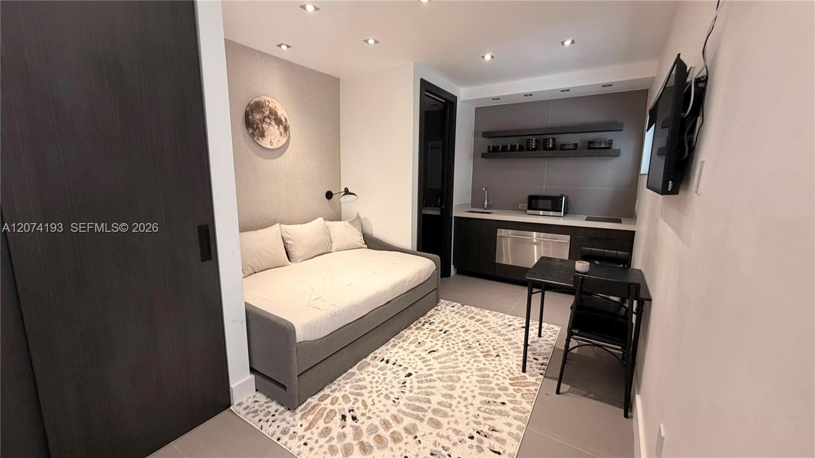 1024 Lenox Ave # 8, Miami Beach, FL 33139 photo 3