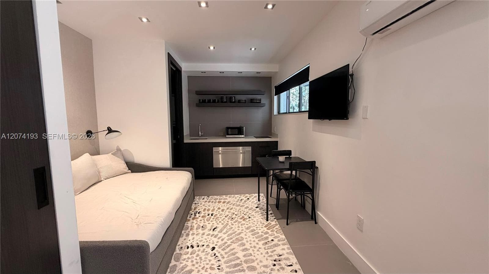 1024 Lenox Ave # 8, Miami Beach, FL 33139 photo 4