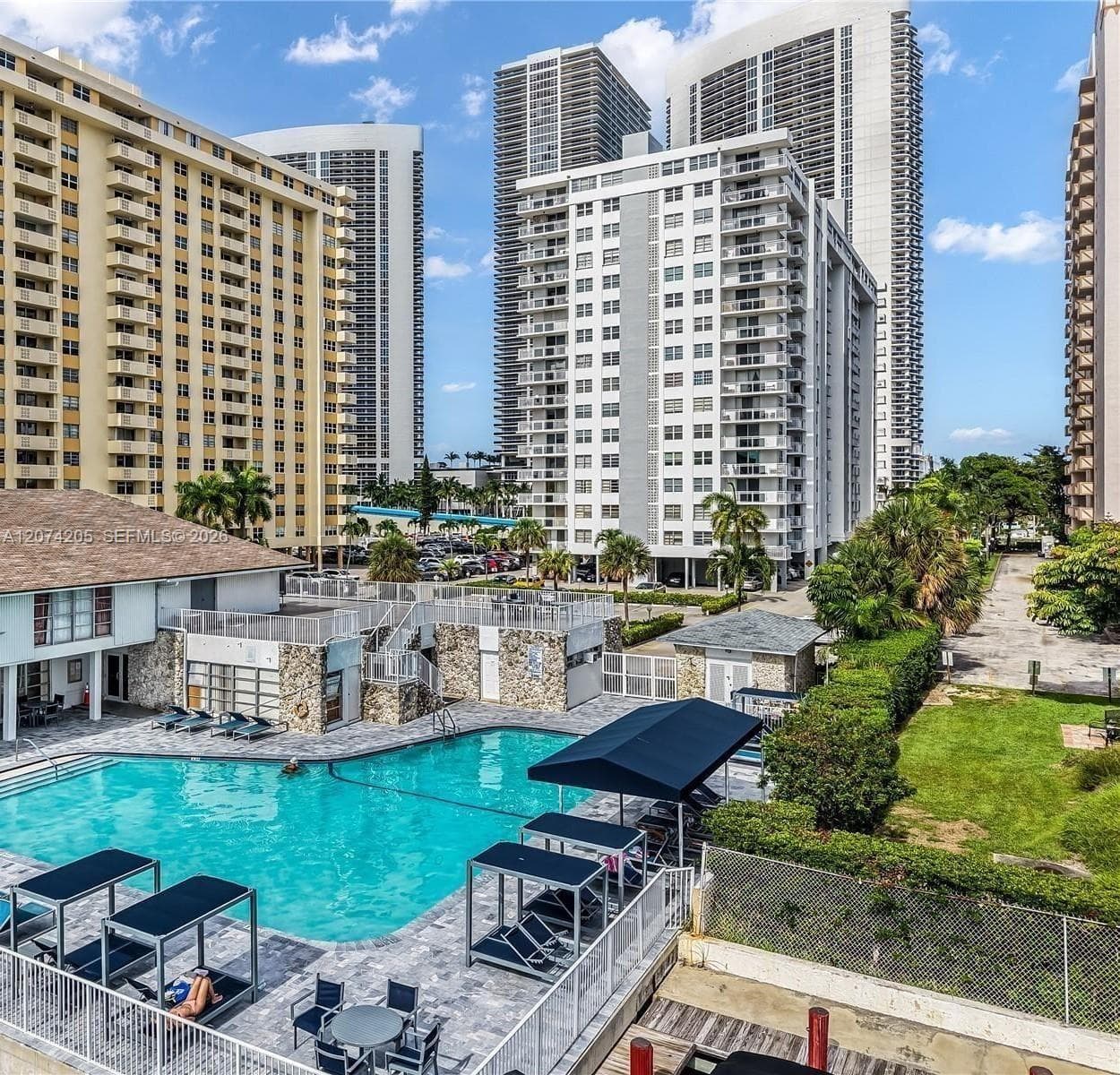 1849 S Ocean Dr # 202, Hallandale Beach, FL 33009