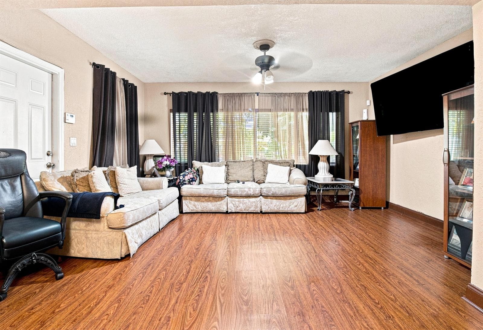 655 W MELROSE Circle, Fort Lauderdale, FL 33312 photo 5