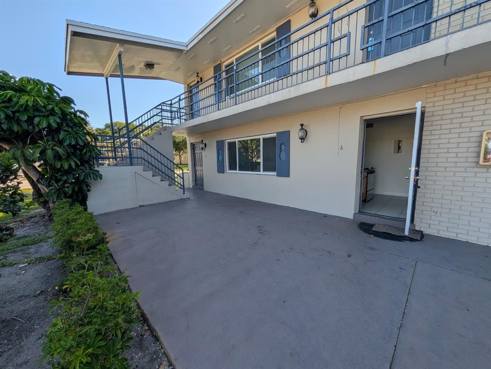 817 LIGHTHOUSE Drive # A, North Palm Beach, FL 33408 photo 2