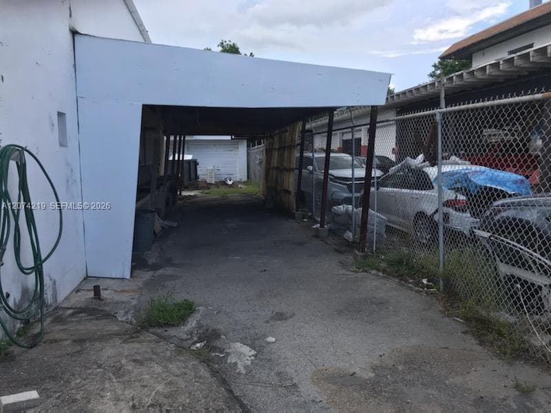 18356 W Dixie Hwy, North Miami Beach, FL 33160 photo 3