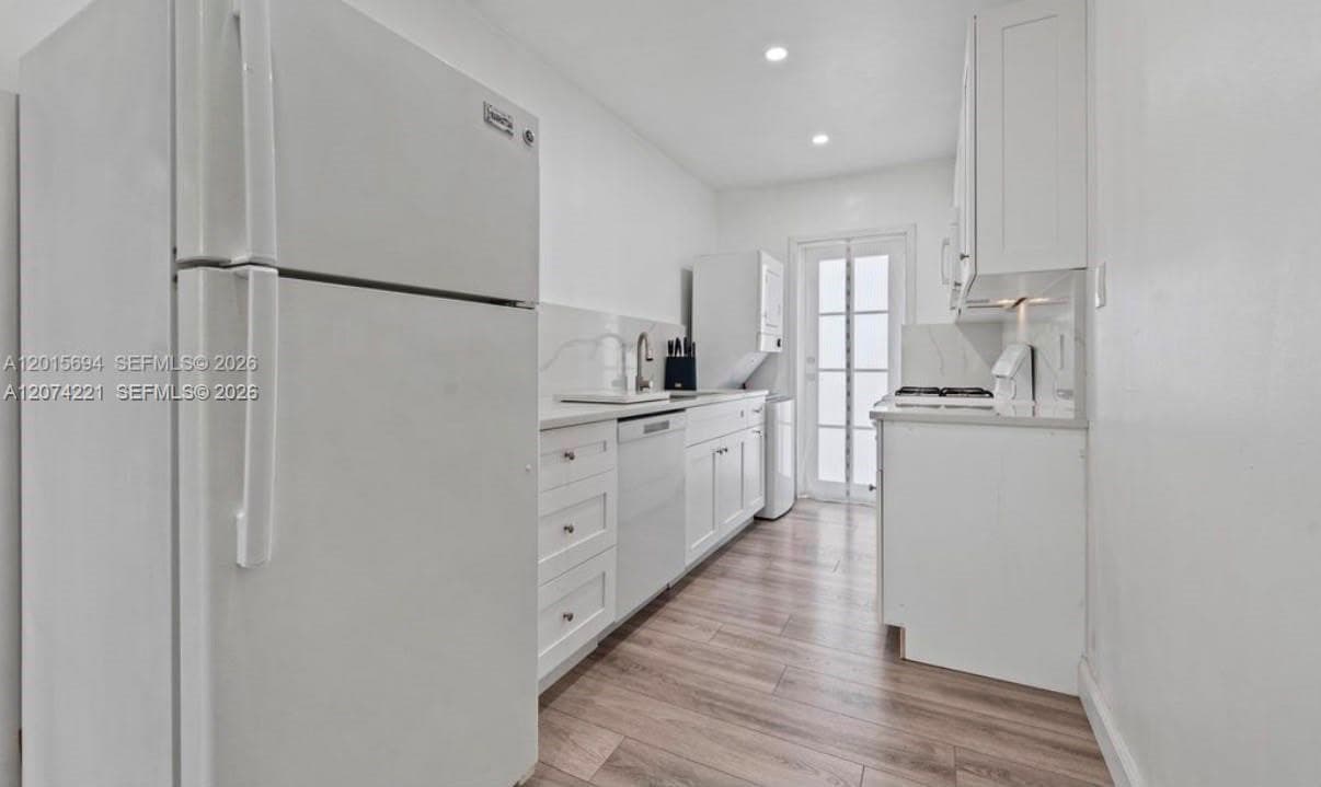 8550 Byron Ave # 2G, Miami Beach, FL 33141 photo 5