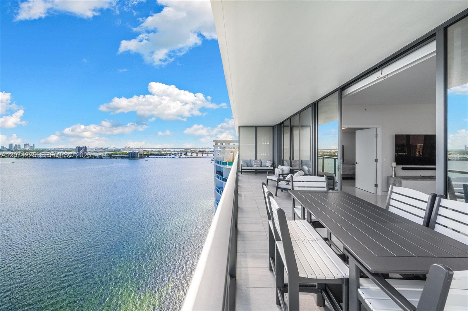 788 NE 23rd St # 2102, Miami, FL 33137 photo 2