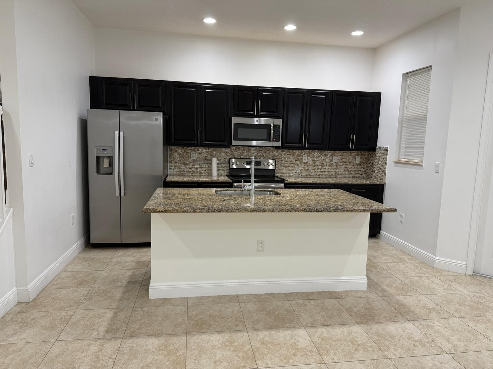 12466 NW 17TH Court, Pembroke Pines, FL 33028 photo 3