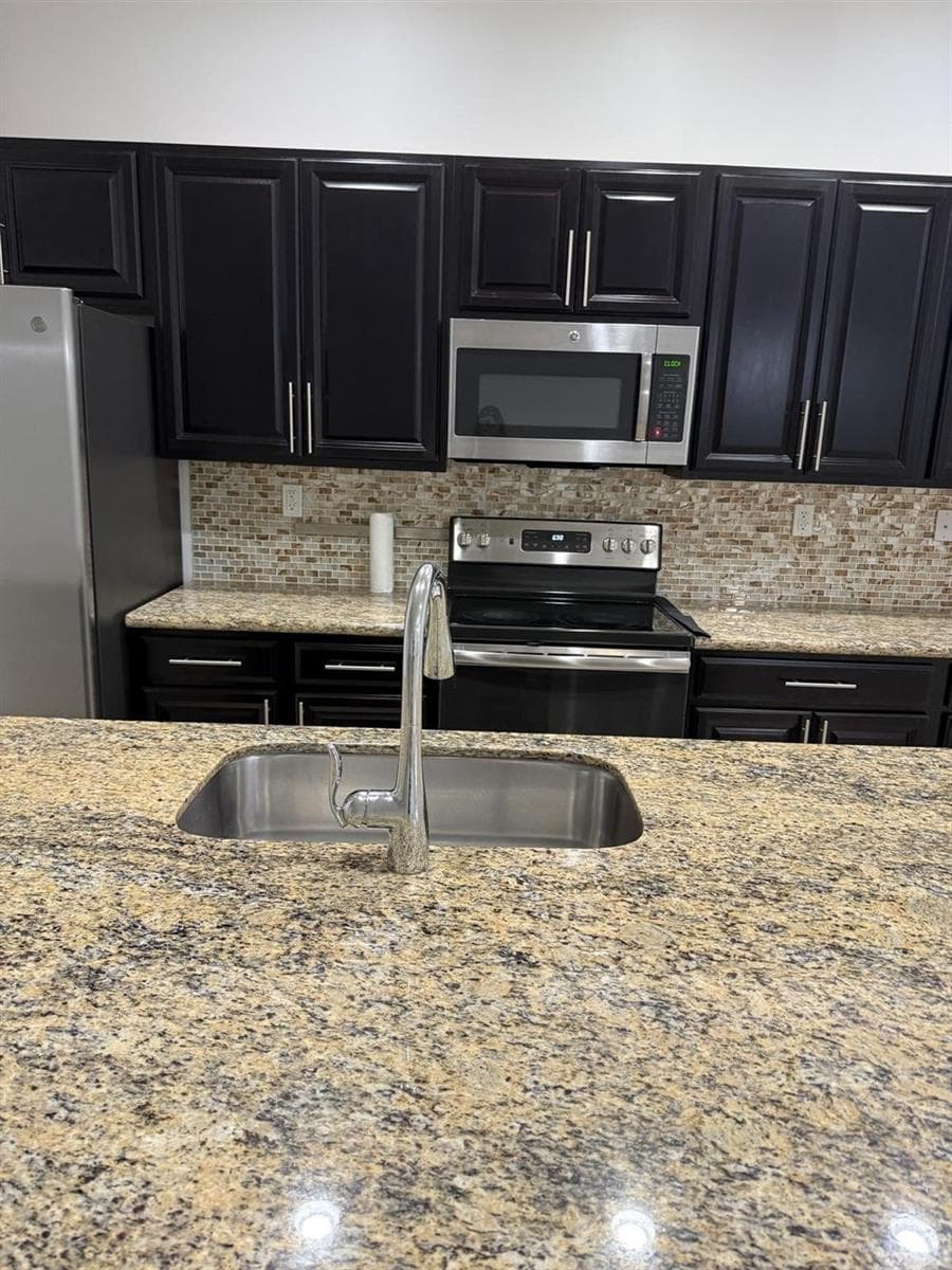 12466 NW 17TH Court, Pembroke Pines, FL 33028 photo 4