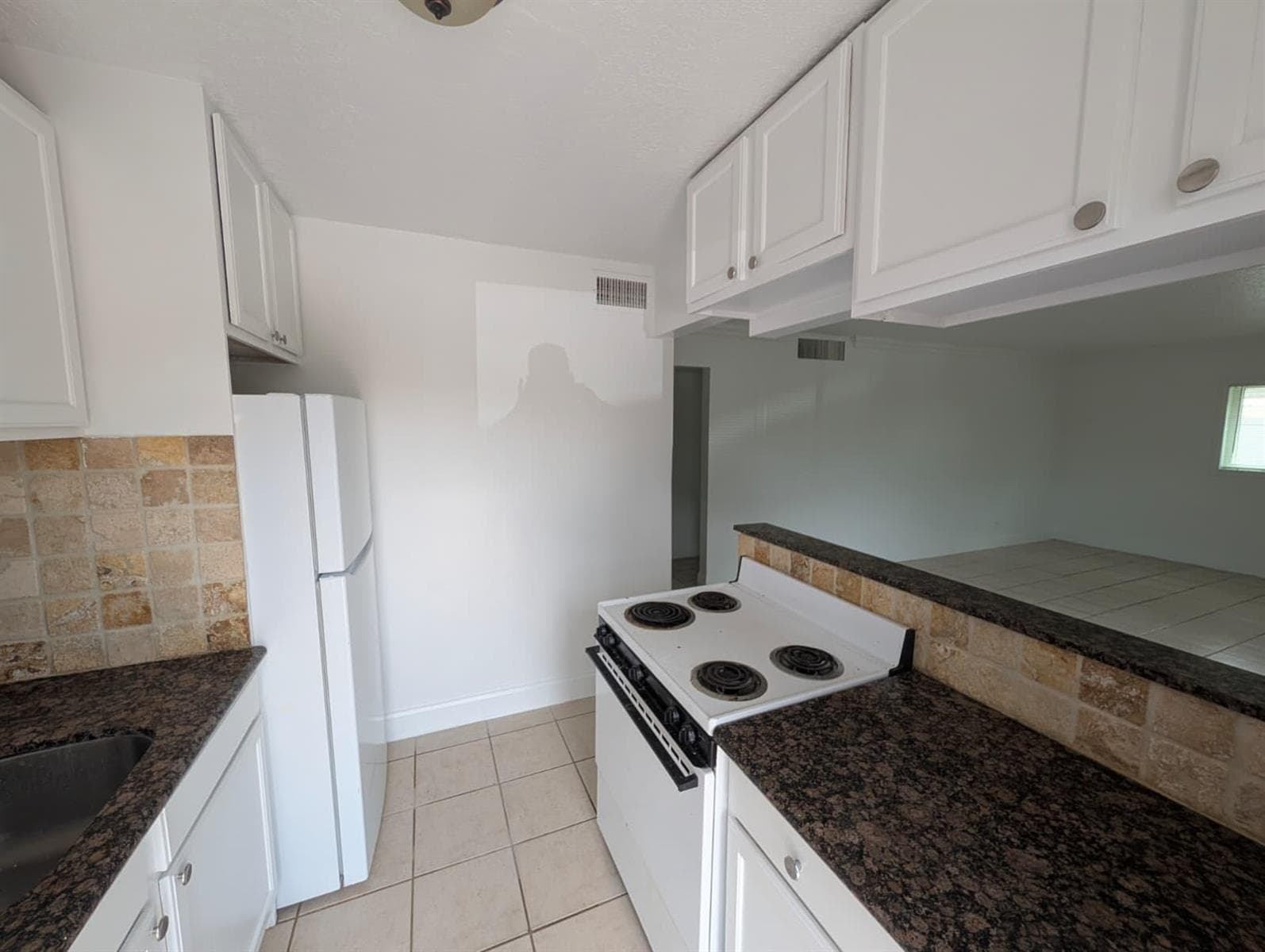 817 LIGHTHOUSE Drive # B, North Palm Beach, FL 33408 photo 3