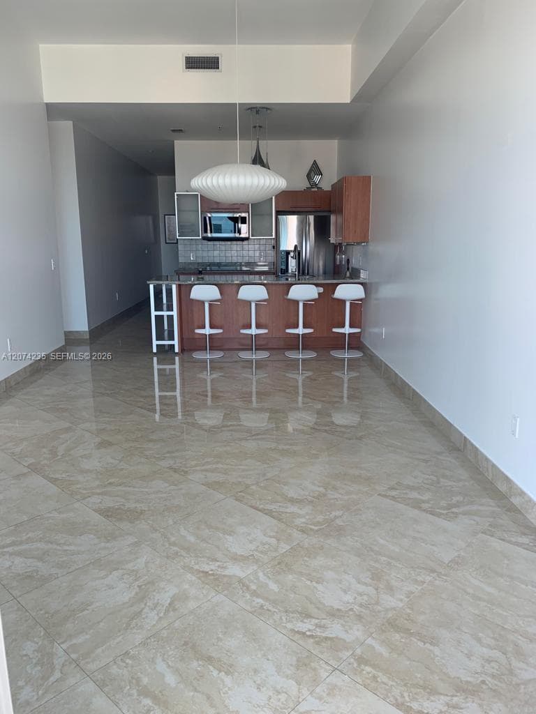 185 SW 7th St # 4303, Miami, FL 33130 photo 3