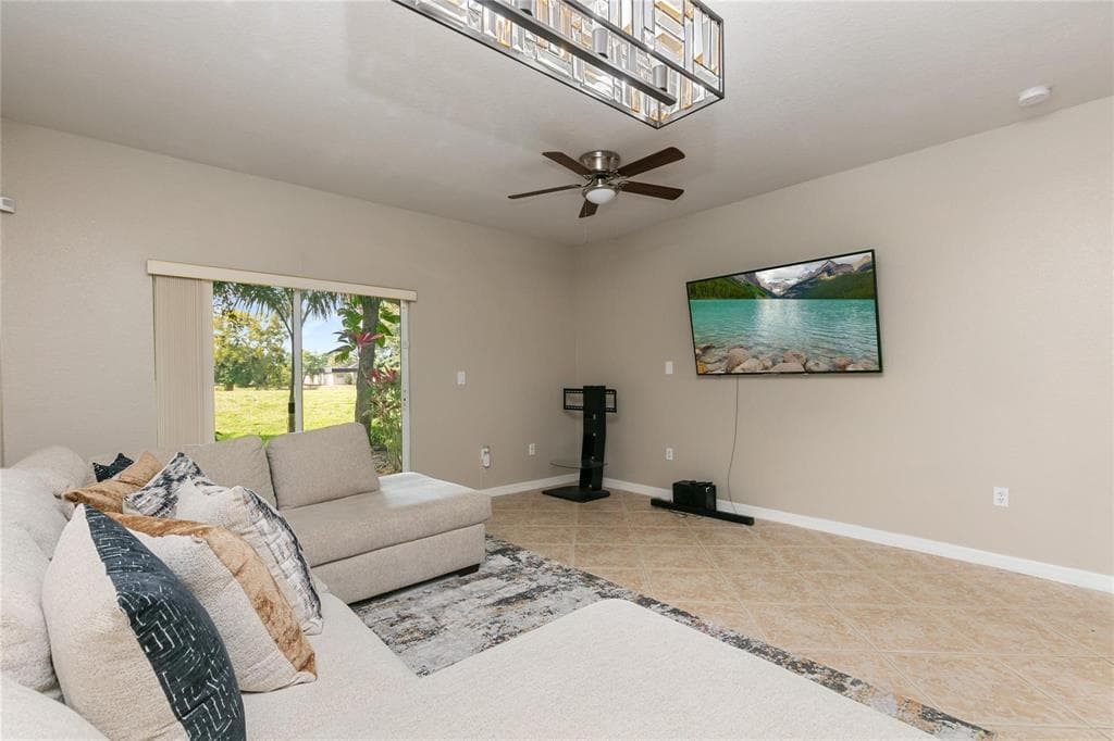 4408 Woodland Circle, Tamarac, FL 33319 photo 4