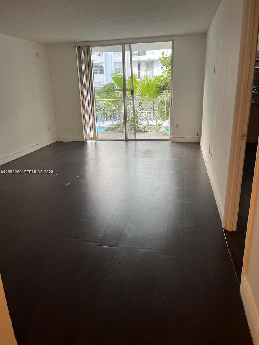 492 NW 165th St Rd # C-210, Miami, FL 33169 photo 5