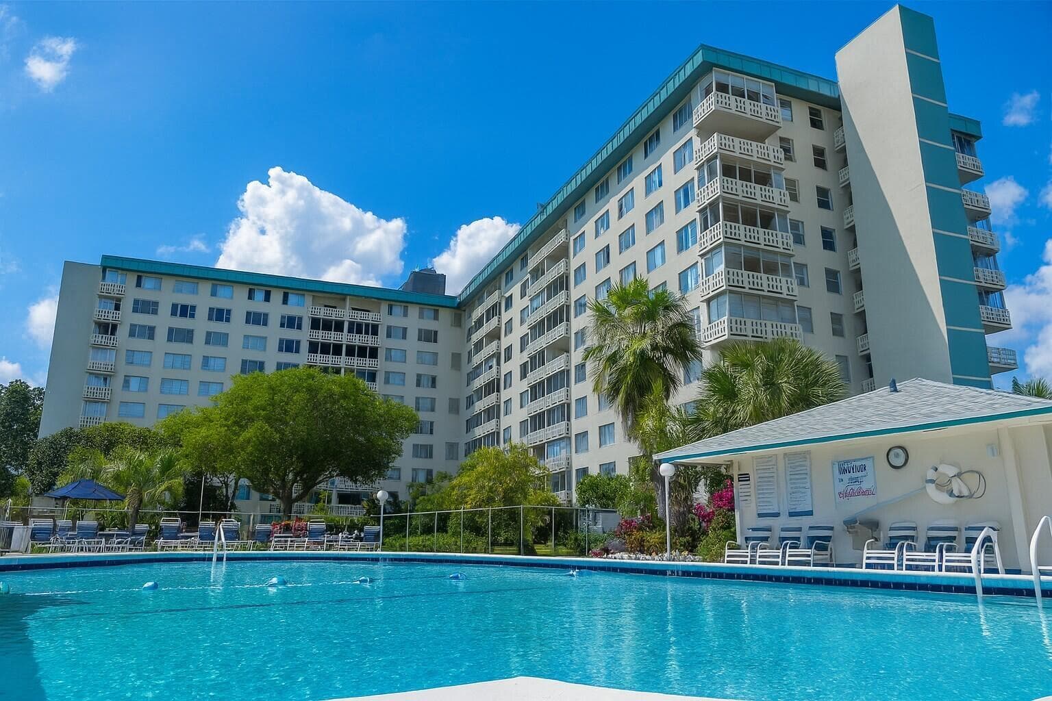 4330 HILLCREST Drive # 602, Hollywood, FL 33021