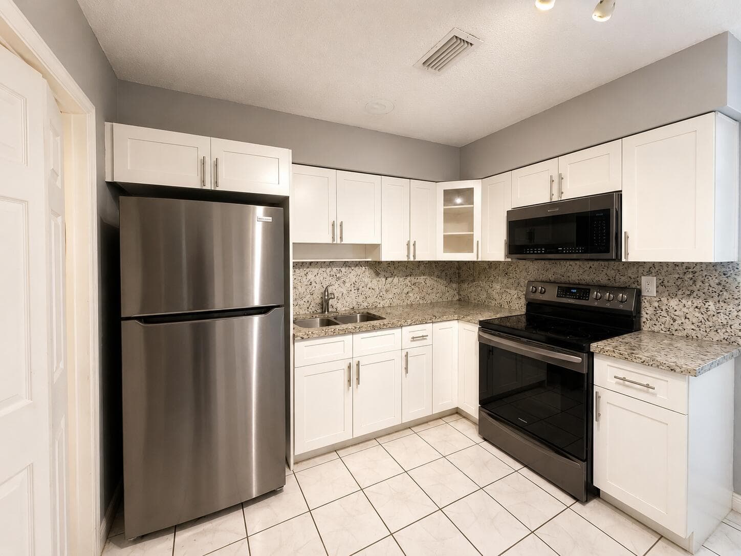 6960 SW 18TH Court, North Lauderdale, FL 33068 photo 4