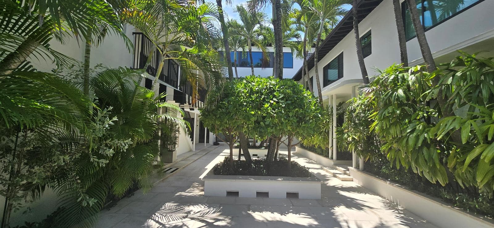 122 PERUVIAN Avenue # 0141, Palm Beach, FL 33480 photo 2