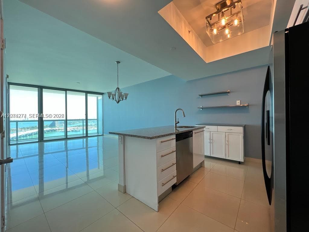 888 Biscayne Blvd # 3110, Miami, FL 33132 photo 3