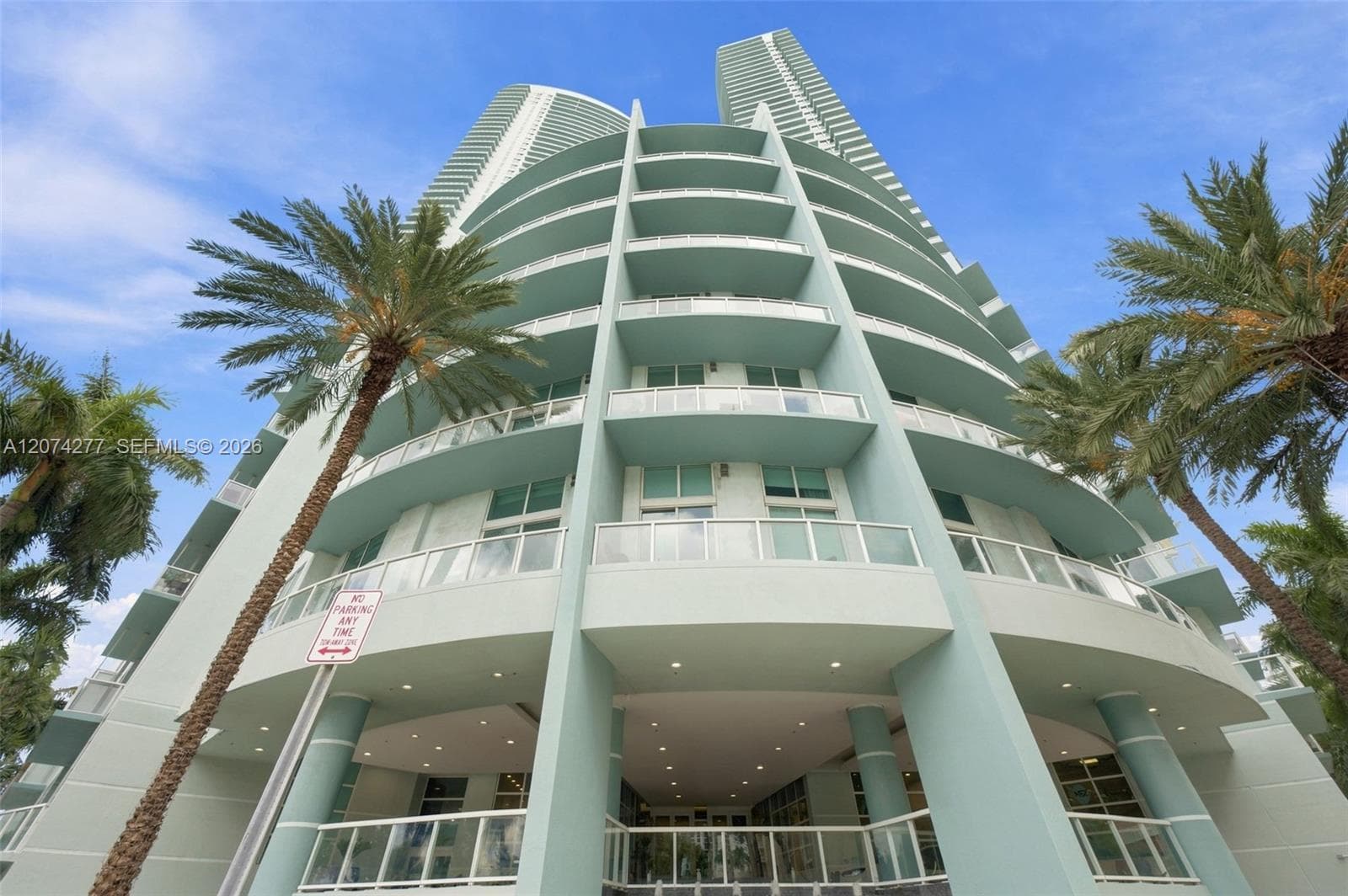 1900 N Bayshore Dr # 3508, Miami, FL 33132 photo 2