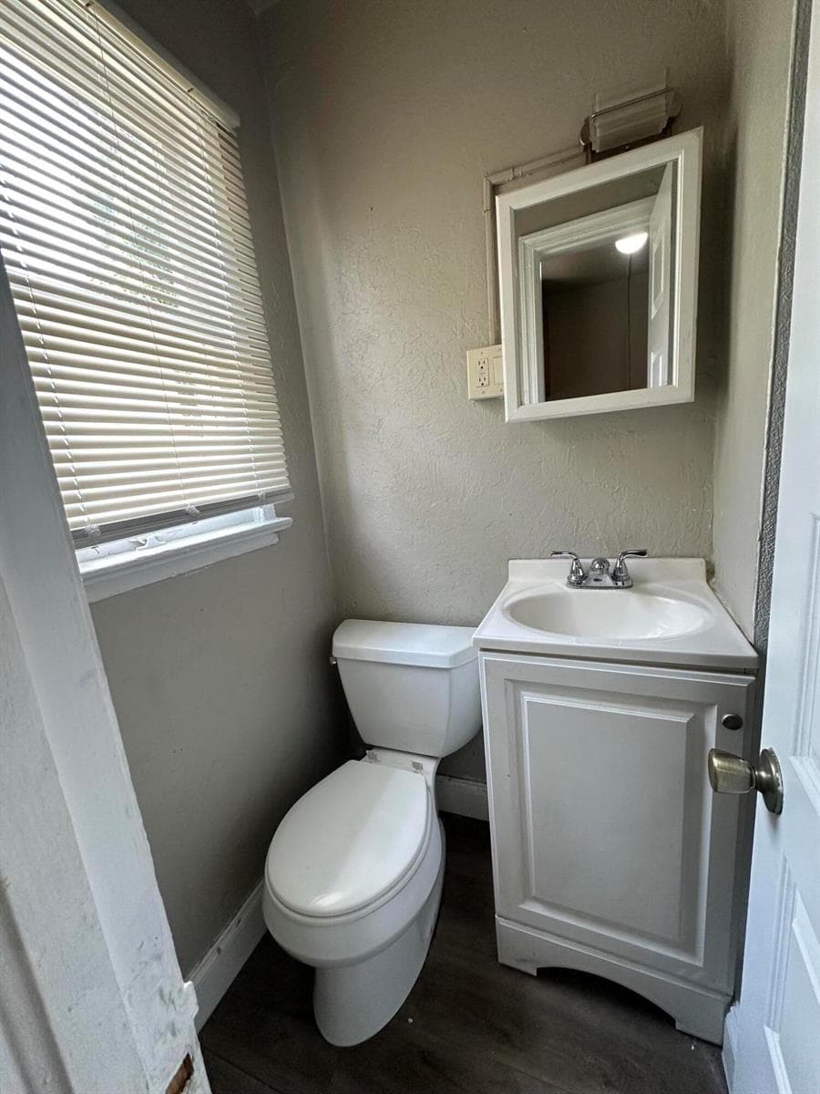 17 DETROIT Street # 7, Lake Worth, FL 33461 photo 4