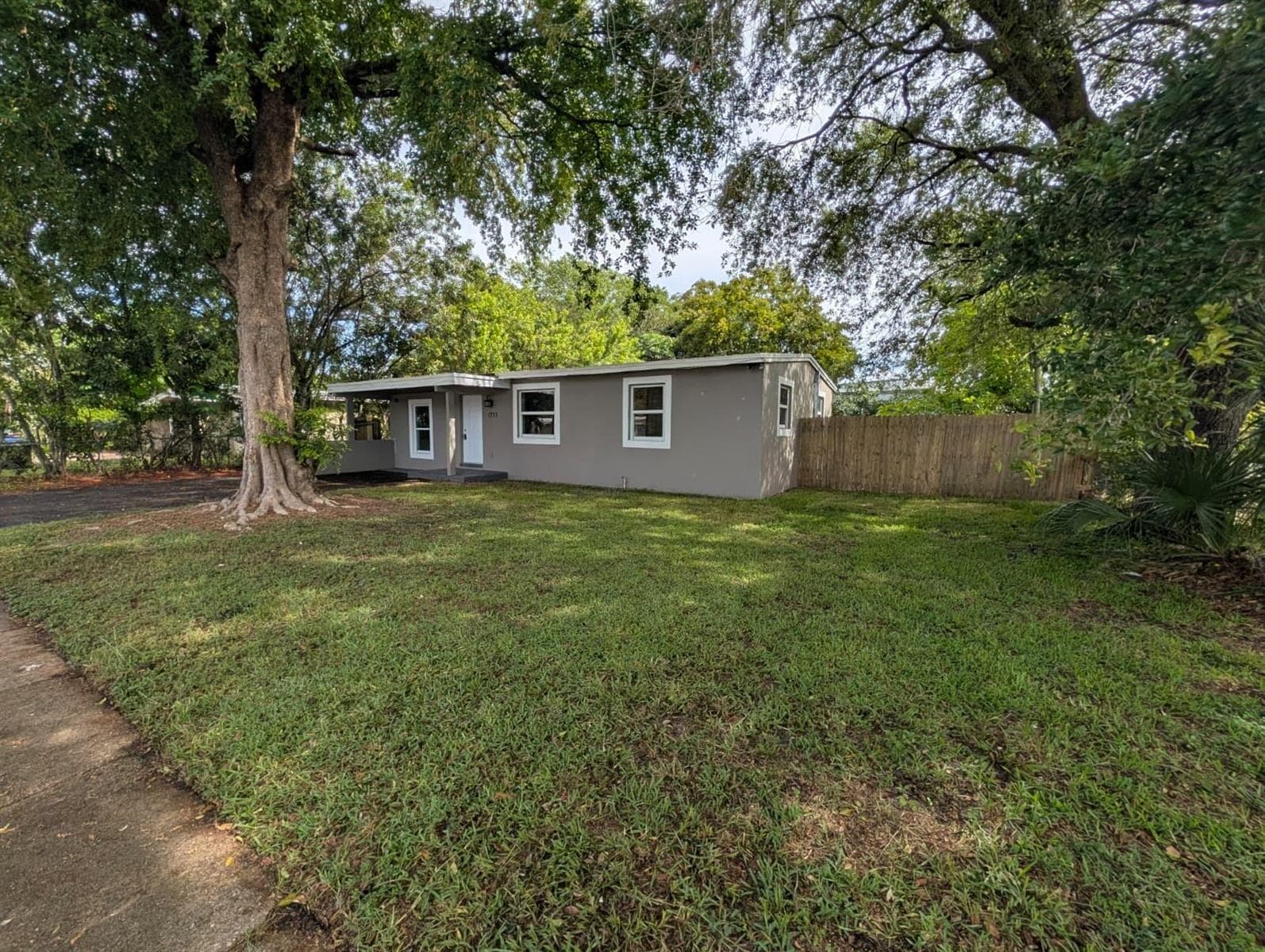 1733 NW 18TH Street, Fort Lauderdale, FL 33311 photo 2
