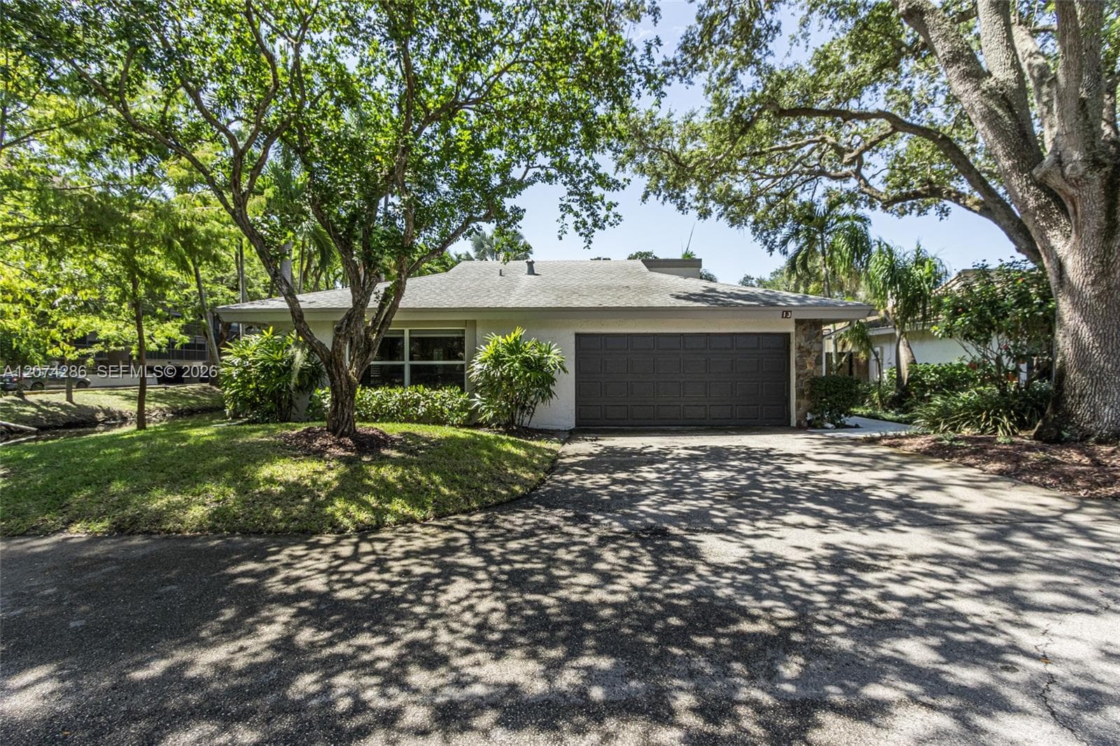 13 Dogwood Rd, Hollywood, FL 33021