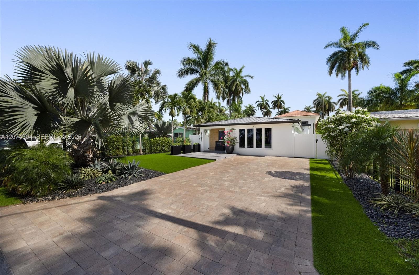 1353 Van Buren St, Hollywood, FL 33019 photo 2