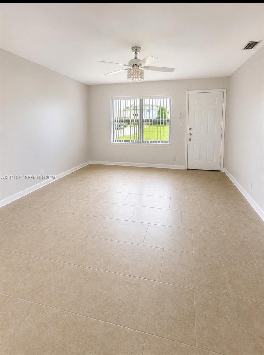 539 Sabal Palm Dr, Lake Park, FL 33403 photo 3