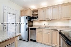 4750 NW 10th Ct # 308, Plantation, FL 33313 photo 3
