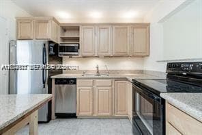4750 NW 10th Ct # 308, Plantation, FL 33313 photo 4
