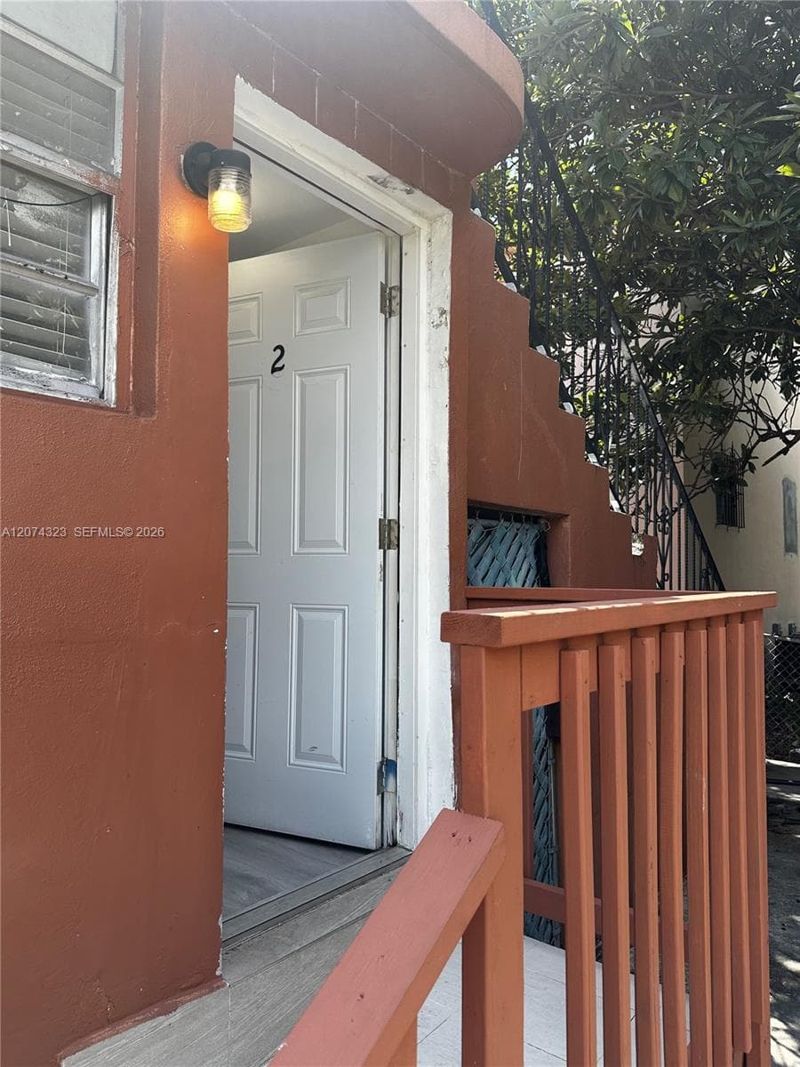 100 SW 18th Ct # 2, Miami, FL 33135 photo 2