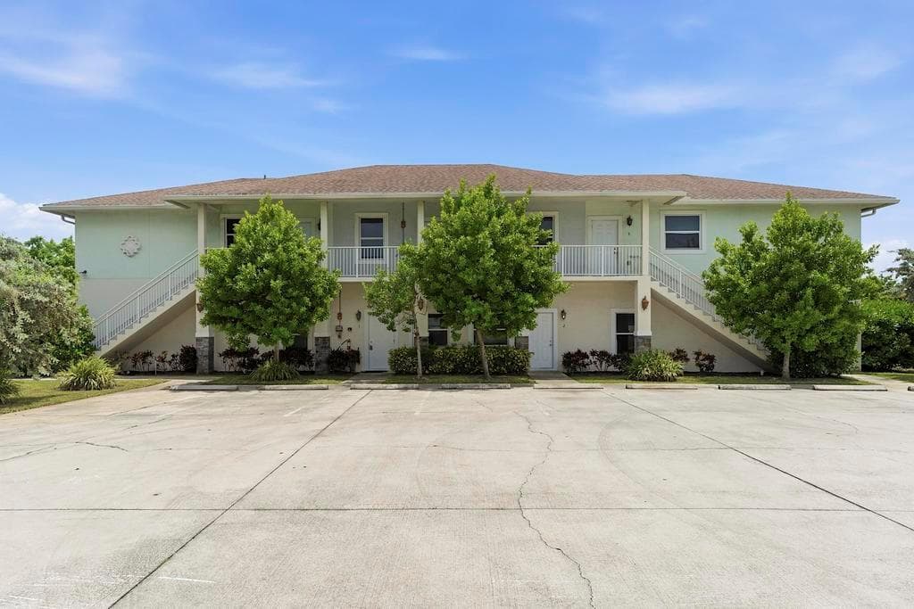 105 2nd Street # 3, Lake Park, FL 33403 photo 2