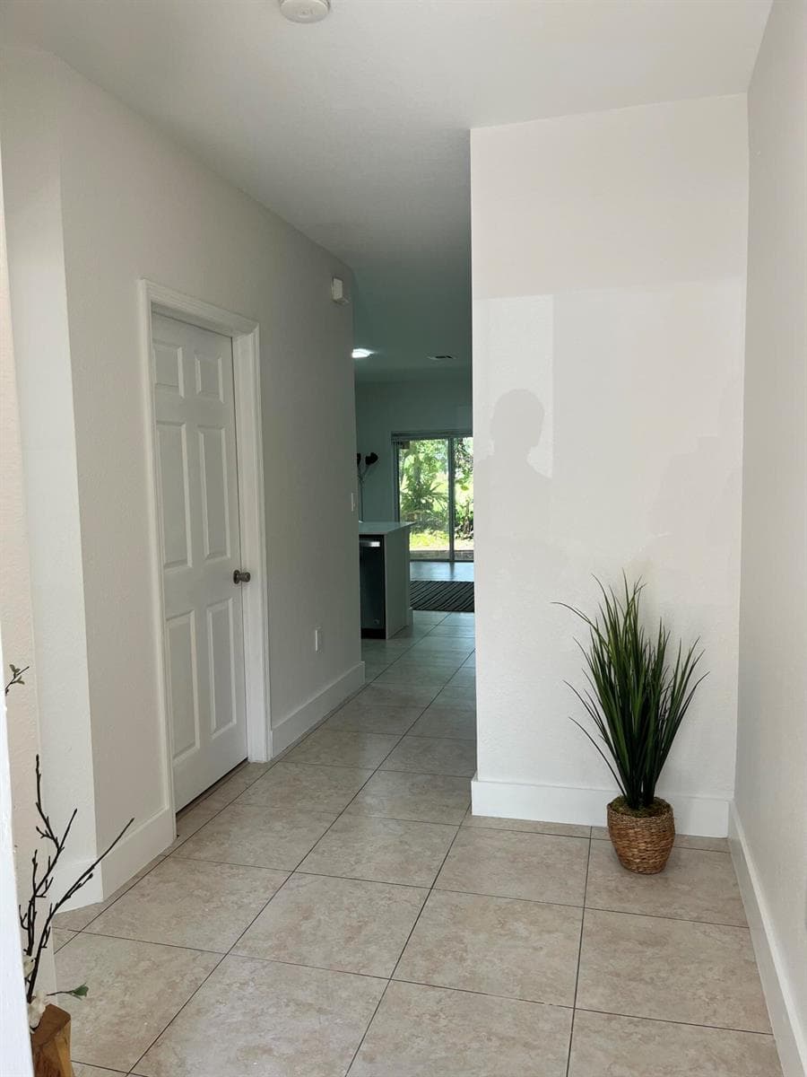 4414 WOODLAND Circle, Tamarac, FL 33319 photo 3