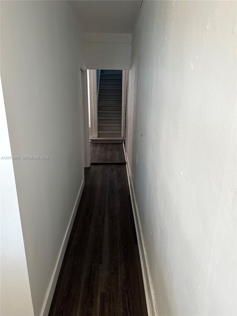 1545 NW 1st St # 1537, Miami, FL 33125 photo 5