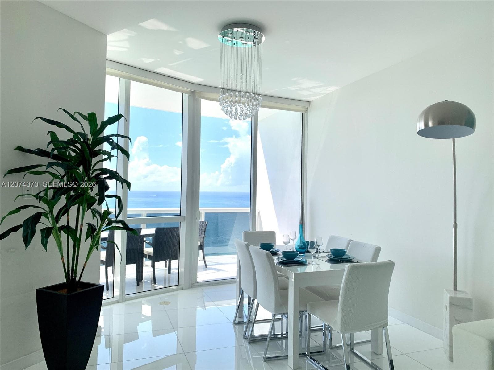 18201 Collins Ave # 4409, Sunny Isles Beach, FL 33160 photo 2
