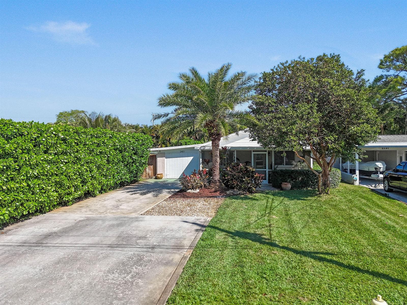 2401 COUNTRY OAKS, Palm Beach Gardens, FL 33410 photo 2