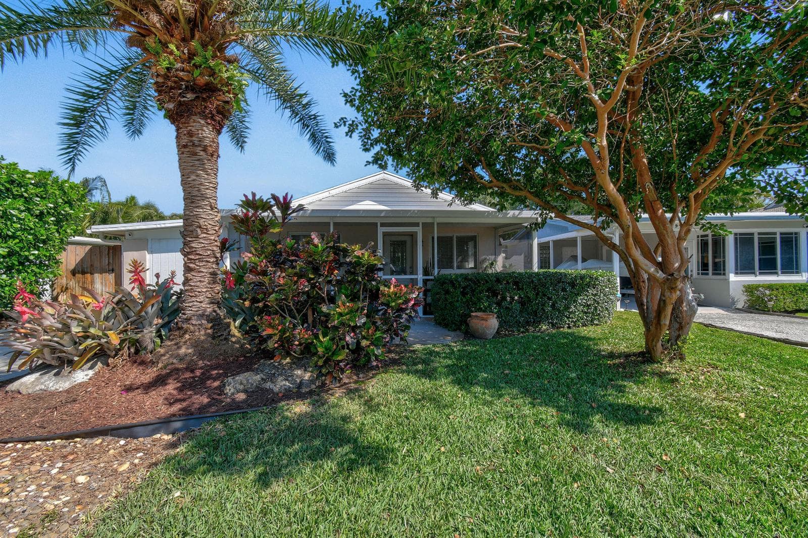 2401 COUNTRY OAKS, Palm Beach Gardens, FL 33410 photo 3