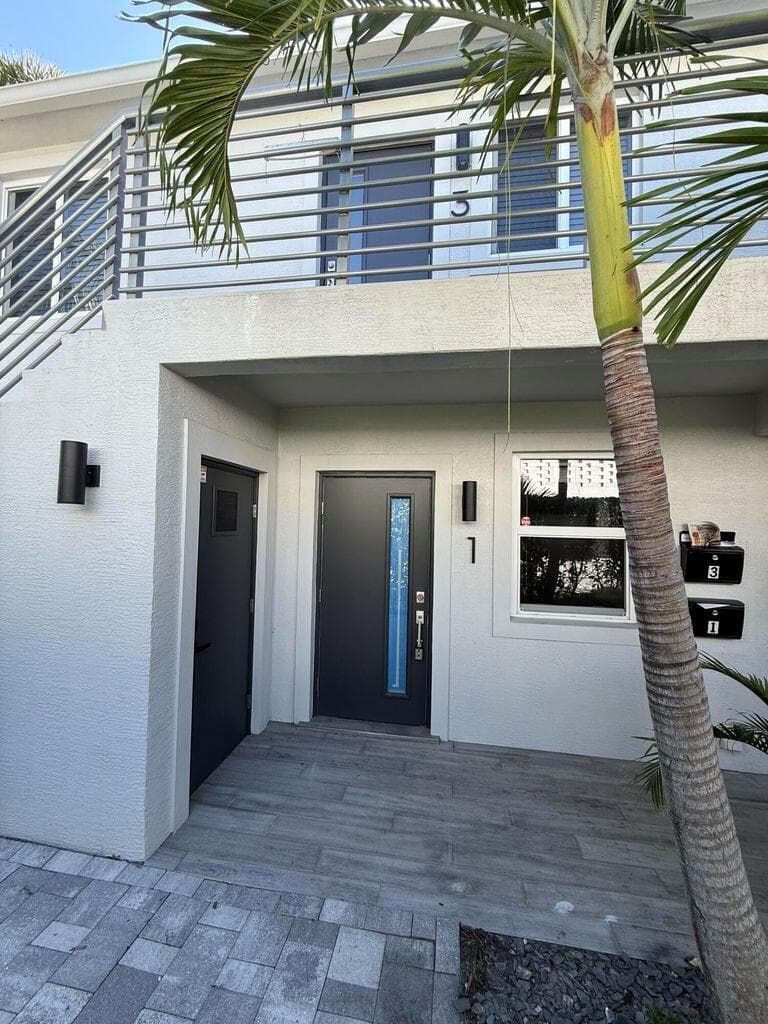 3805 S OLIVE Avenue # 1, West Palm Beach, FL 33405 photo 4